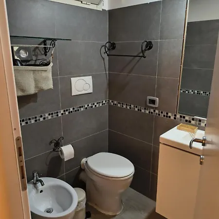 Sesta Strada 3*
